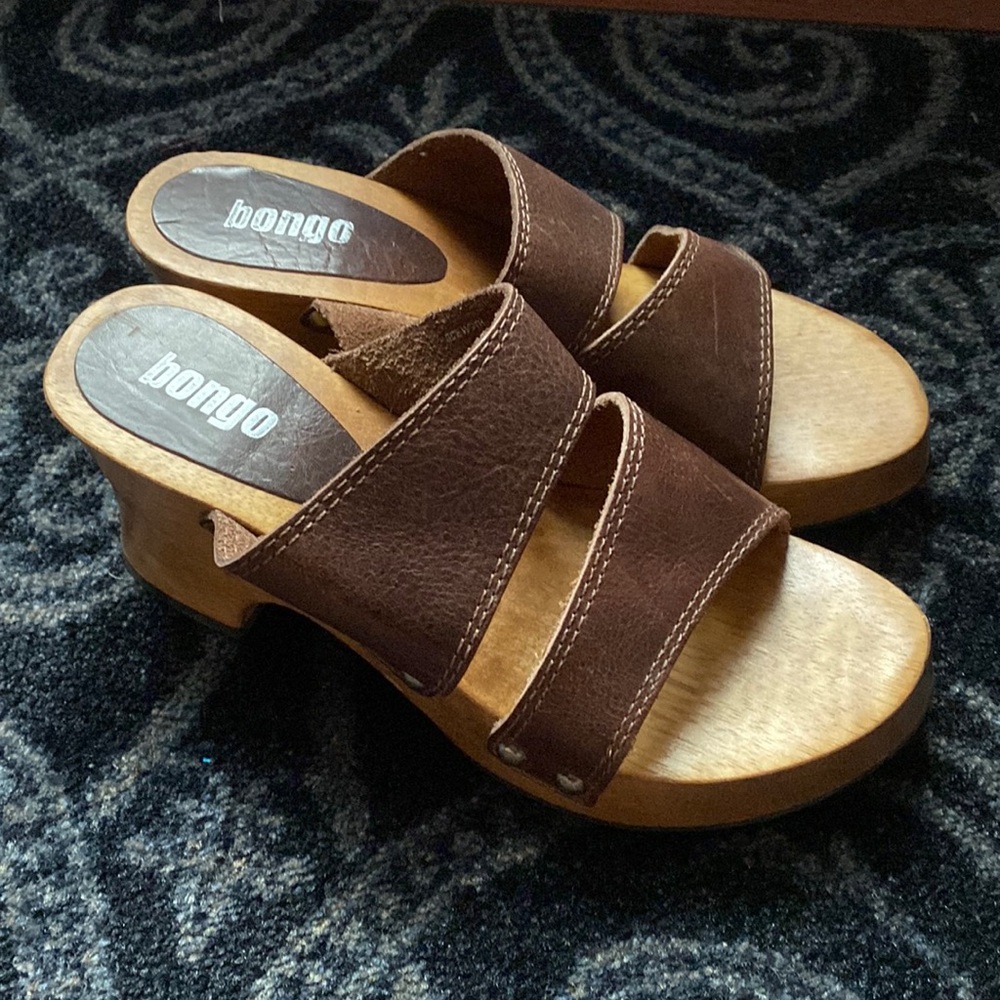 Bongo wooden clogs